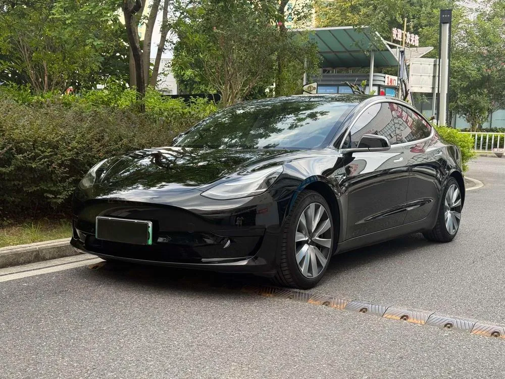Tesla Model 3, 2020