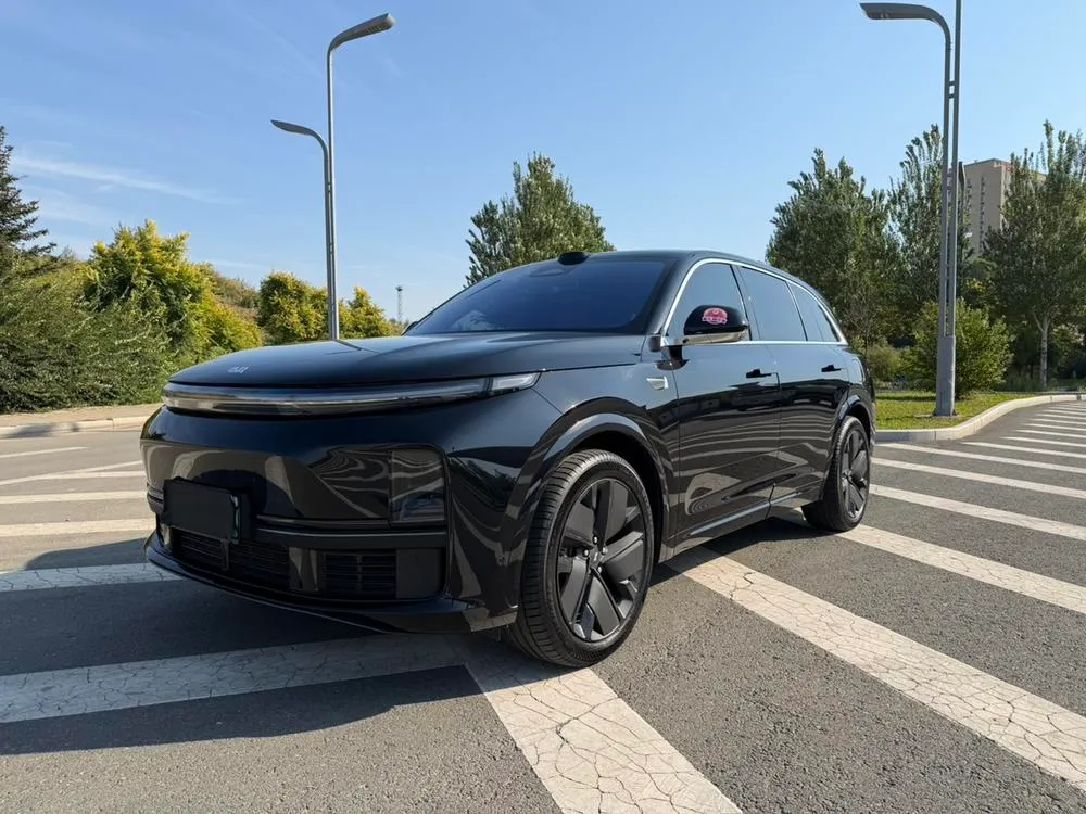 Li Auto L7, 2025