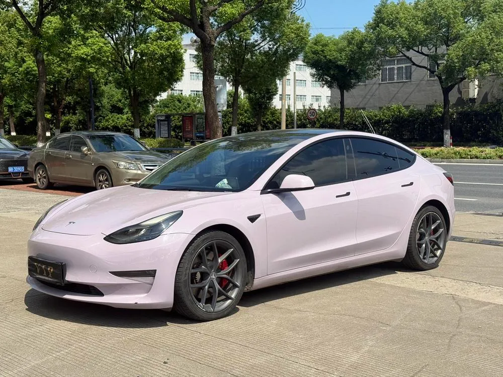 Tesla Model 3, 2021