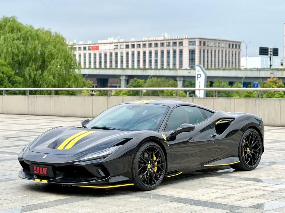 Ferrari F8, 2019