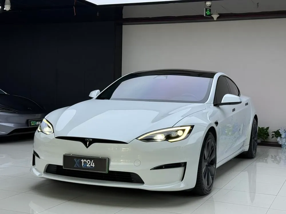 Tesla Model S, 2023