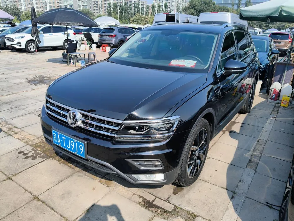 Volkswagen Tiguan L, 2017