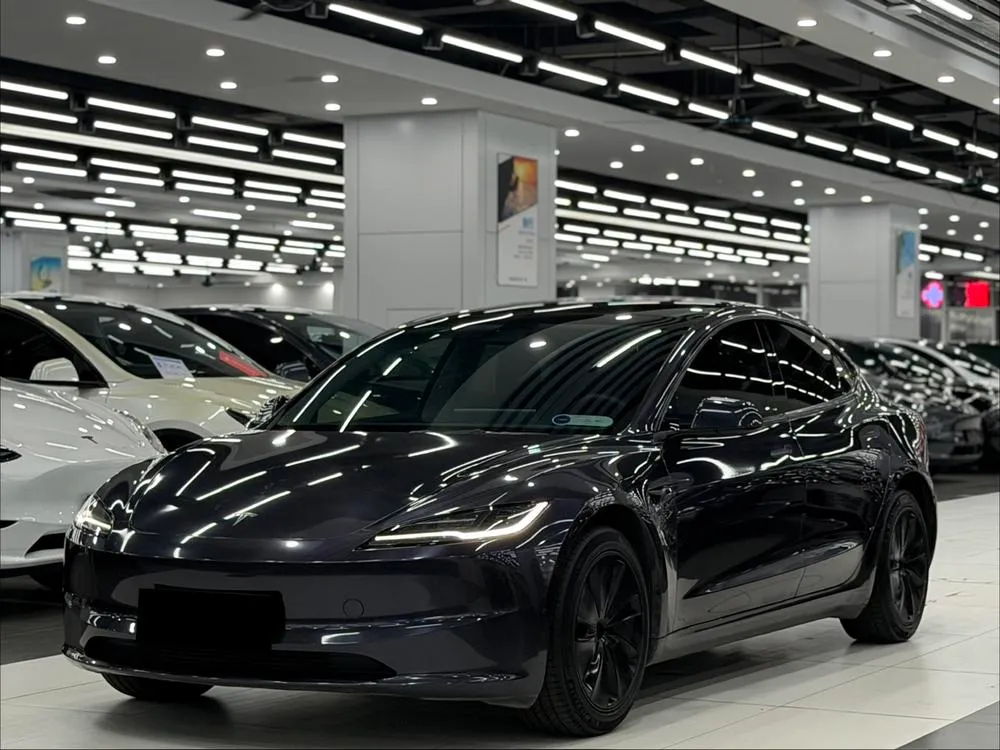 Tesla Model 3, 2023