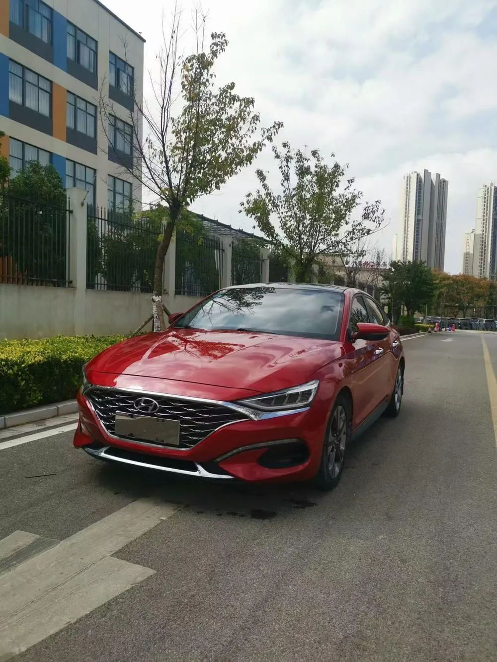 Hyundai Lafesta, 2019