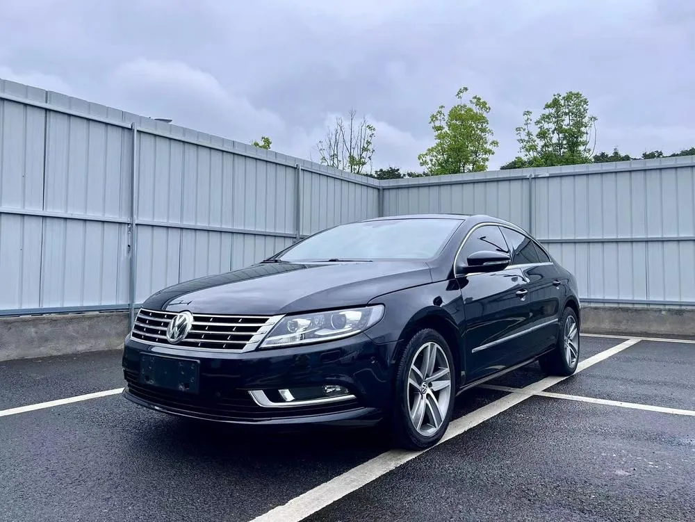 Volkswagen CC 1.8TSI Premium Version, 2015 — фото 1