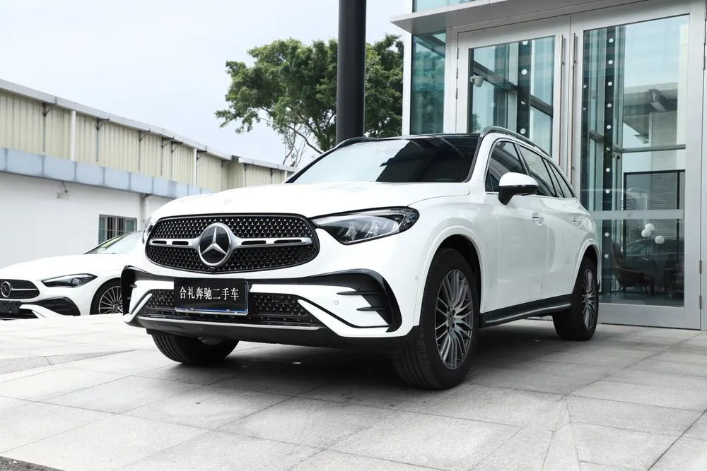 Mercedes-Benz GLC GLC 300 L 4MATIC Version 5 Seater, 2026 — фото 1