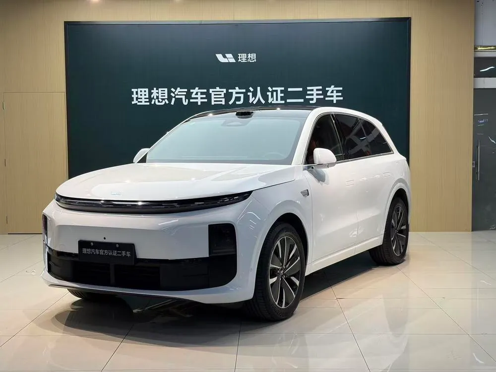 Li Auto L6, 2025