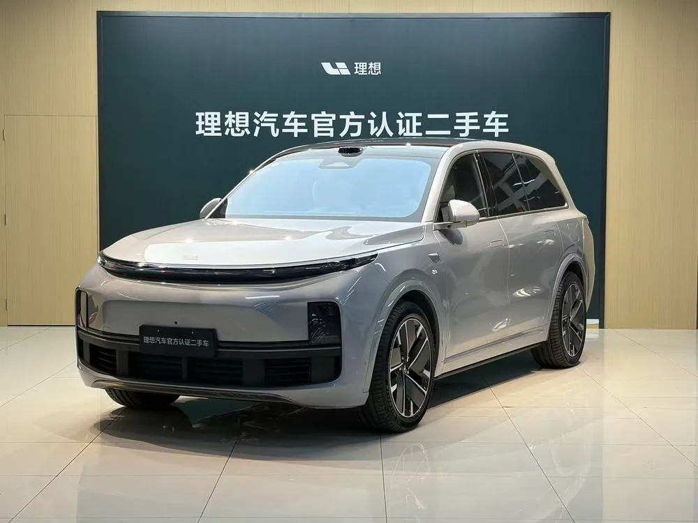 Li Auto L9, 2025