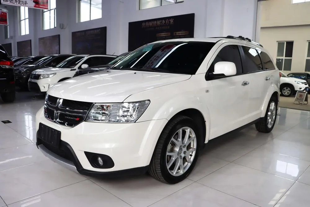 Dodge Journey 2.4L 2WD Wagon Edition, 2014 — фото 1
