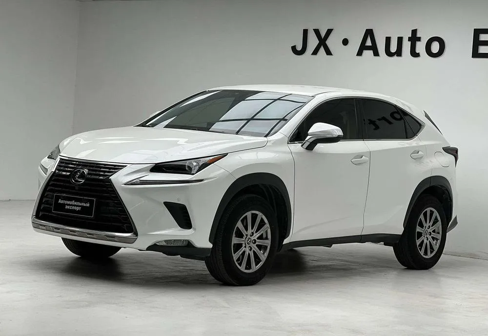Lexus NX, 2018