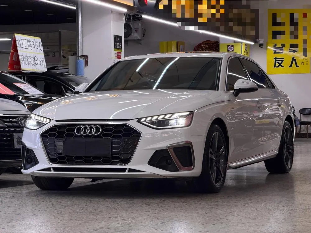 Audi A4L 40 TFSI Luxury Version, 2020 — фото 1