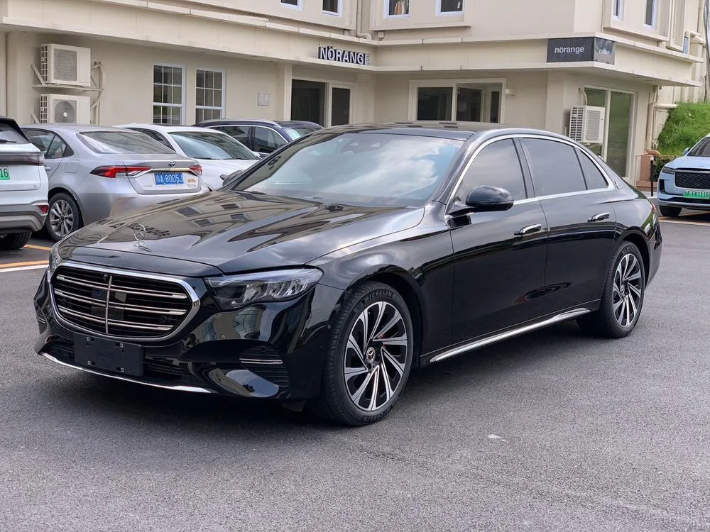 Mercedes-Benz E-Class E 300 L Luxury Version, 2024 — фото 1