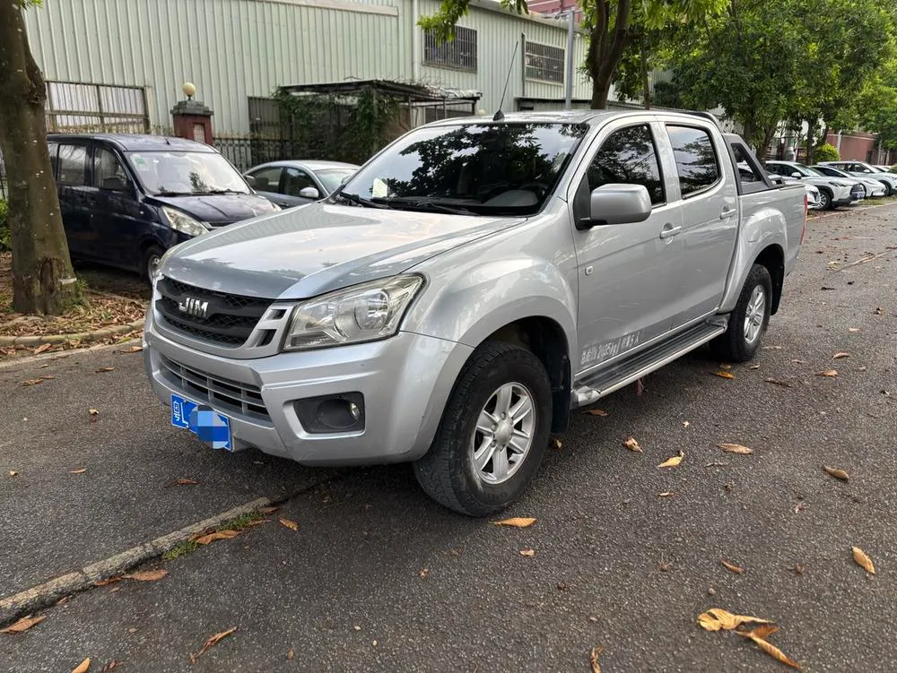 Isuzu RE-MAX Ruimai S 2.5T 2WD дизель люкс версия стандартная база версия JE4D25Q5A, 2019 — фото 1