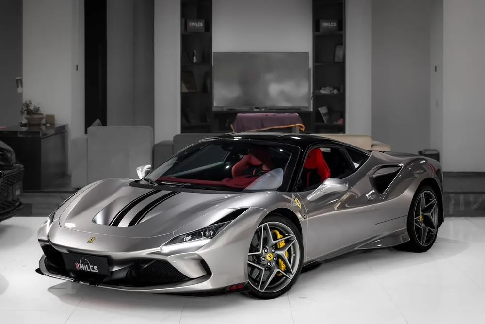 Ferrari F8, 2019