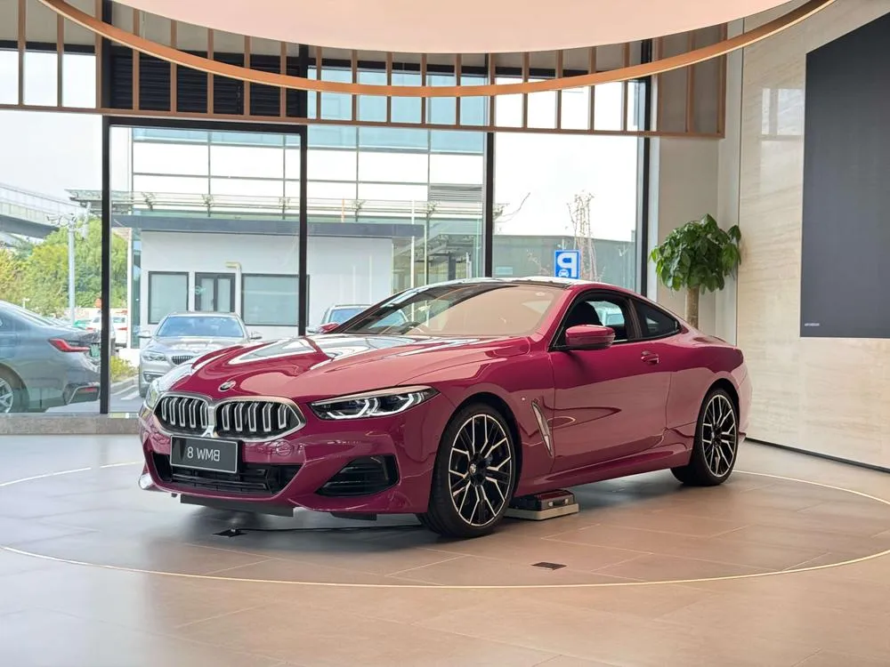 BMW 8-Series 840i Coupe M Sport, 2022 — фото 1