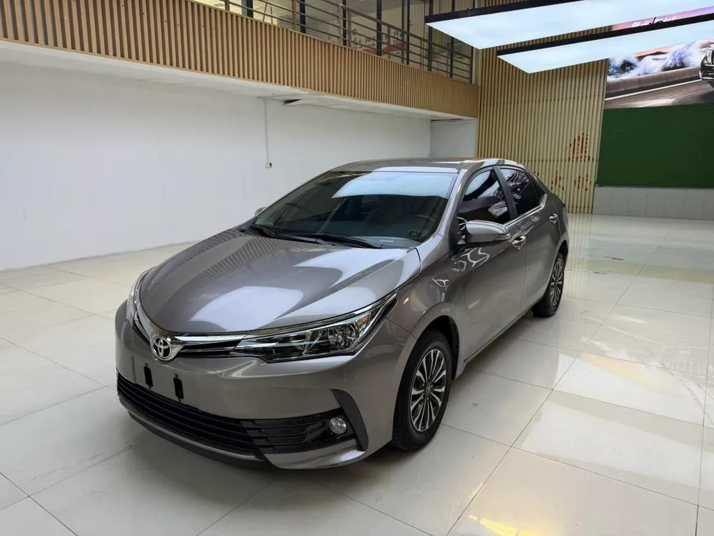 Toyota Corolla 1.2T S-CVT GL Smart Edition CN5, 2018 — фото 1