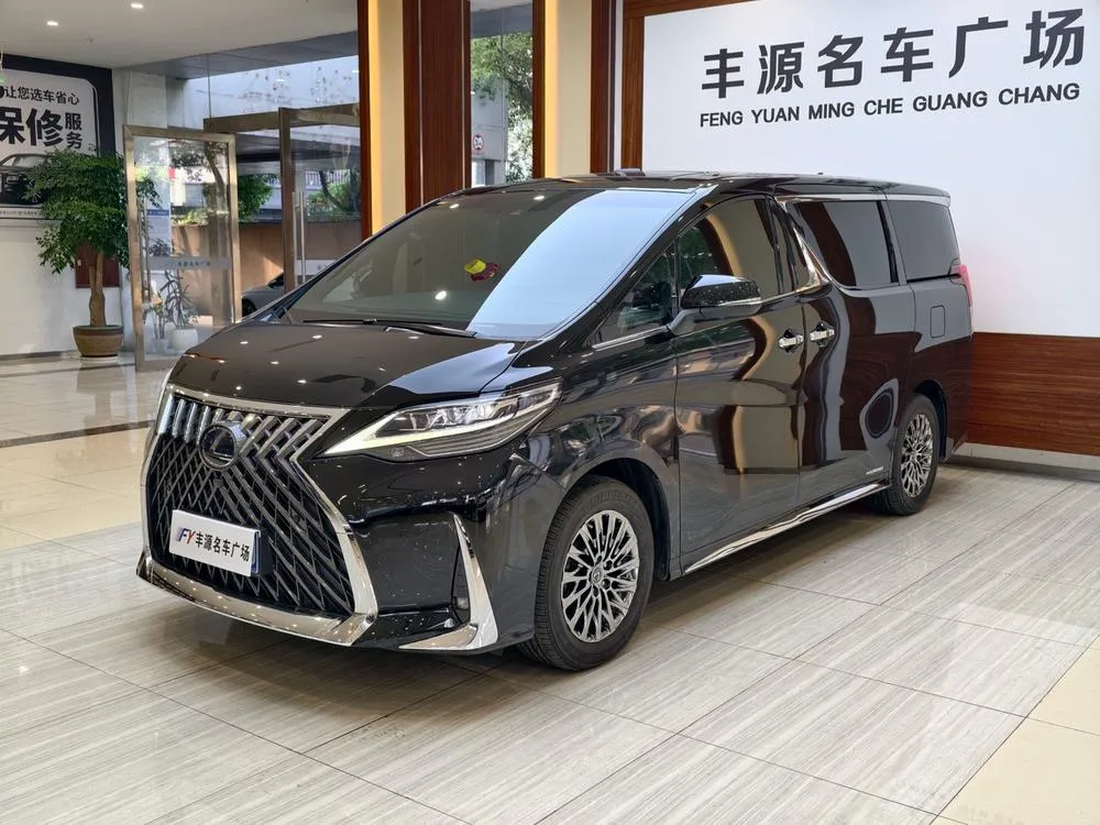 Lexus LM, 2020