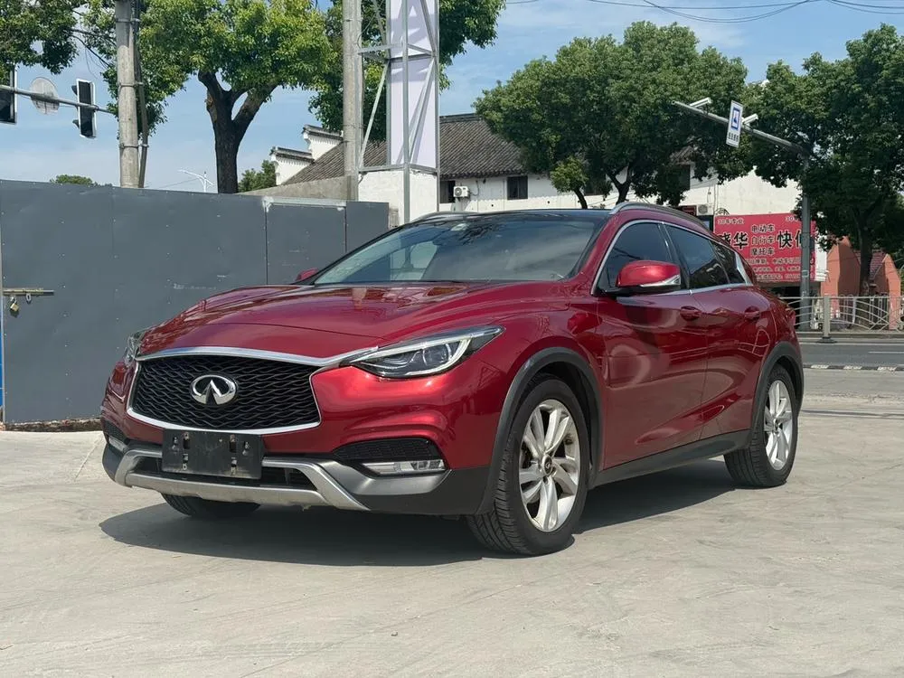 Infiniti QX30, 2017