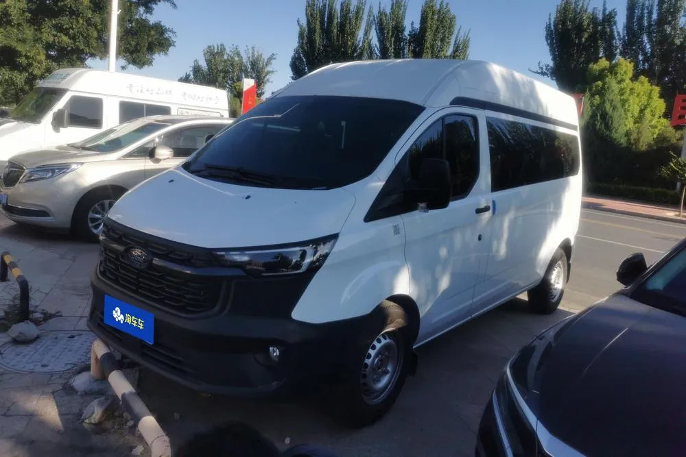 Ford Transit V362 2.0T многофункциональная 5/ 6 мест средняя база средняя крыша дизель автомат Люкс, 2026 — фото 1