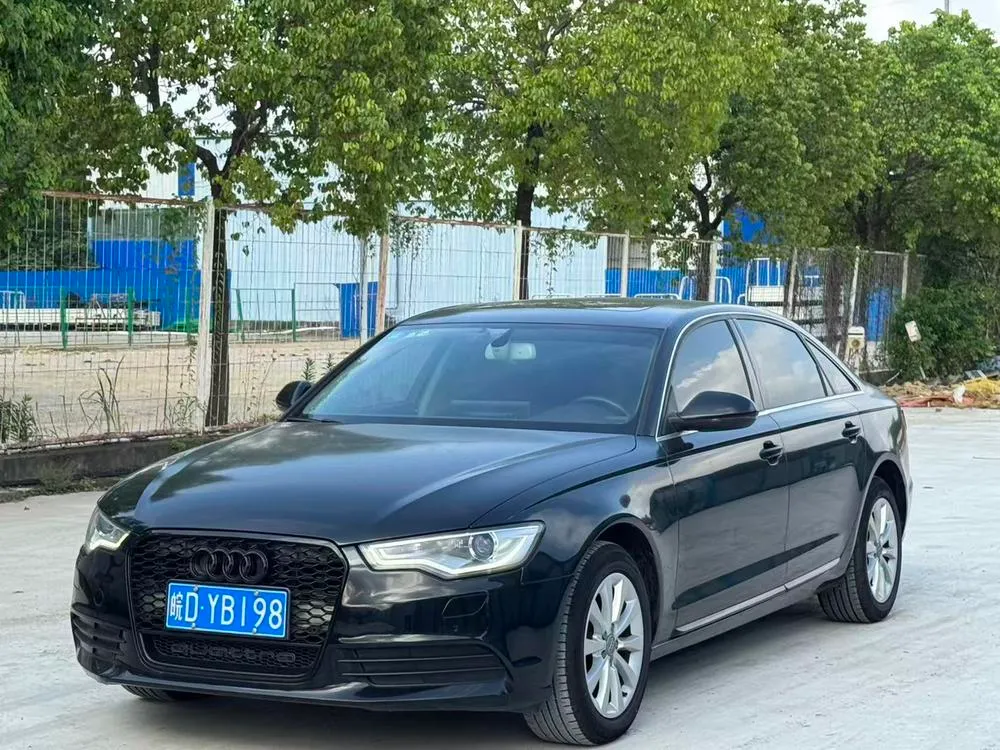 Audi A6L TFSI Version, 2015 — фото 1