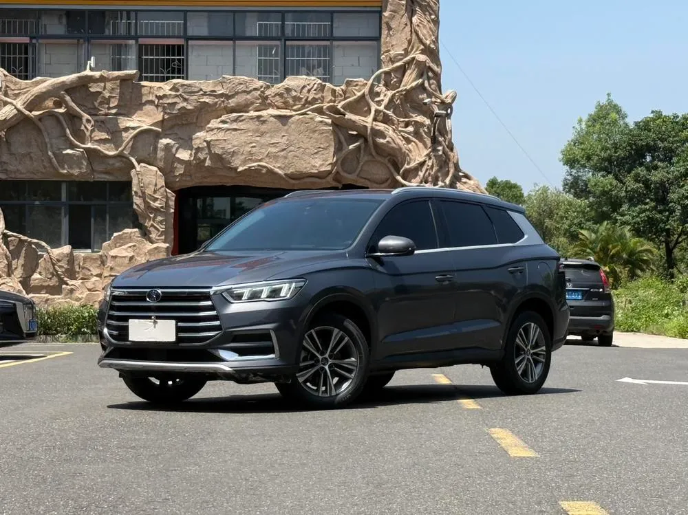 BYD Song Pro 1.5T Manual Elite Version, 2020 — фото 1