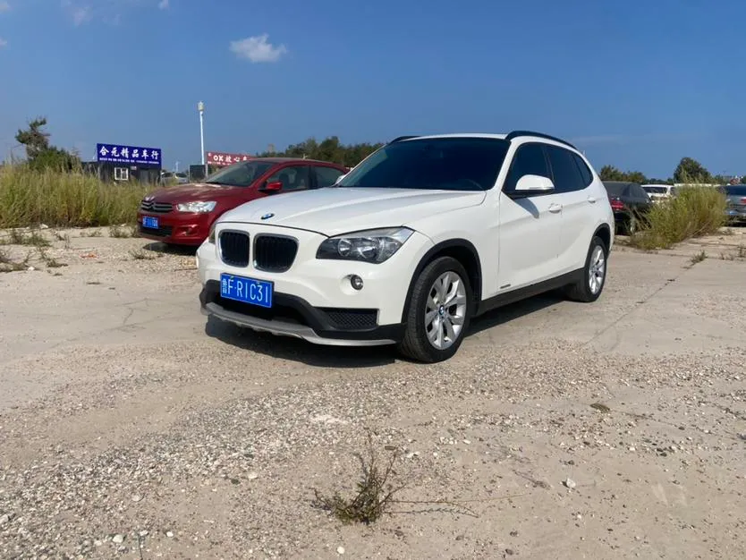 BMW X1 sDrive18i Fashion Version, 2014 — фото 1