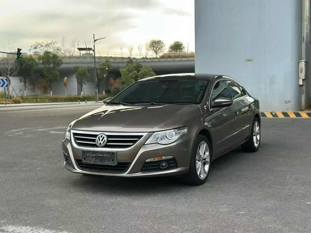 Volkswagen CC 2.0TSI Premium Version, 2012 — фото 1