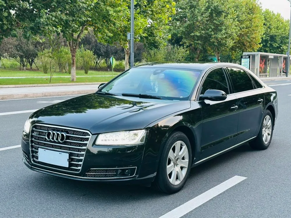 Audi A8 A8L 50 TFSI quattro Comfort Version, 2013 — фото 1