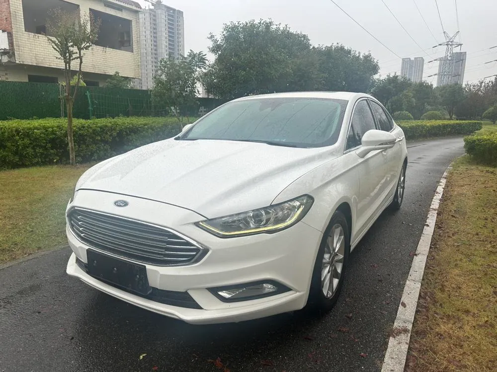 Ford Mondeo EcoBoost 180 Fashion Version, 2017 — фото 1