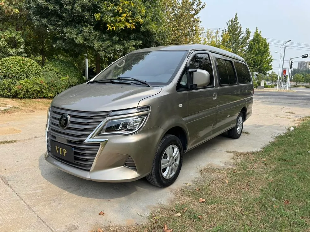 Dongfeng Fengxing Lingzhi M5L 1.6L Basic Version 7 Seater, 2023 — фото 1