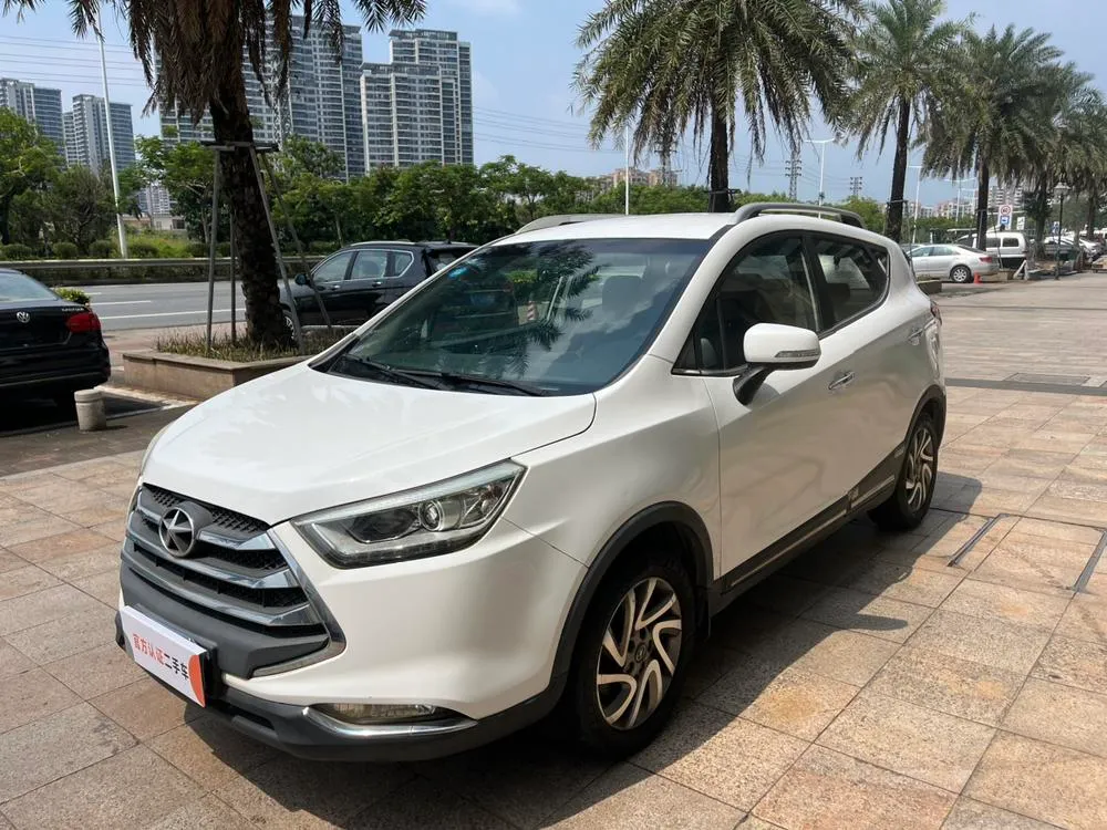 JAC Group Refine S3 1.5L CVT Luxury Version, 2016 — фото 1