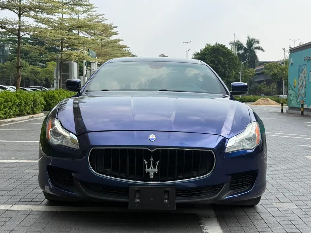 Maserati Quattroporte 3.0T Standard Version, 2013 — фото 1