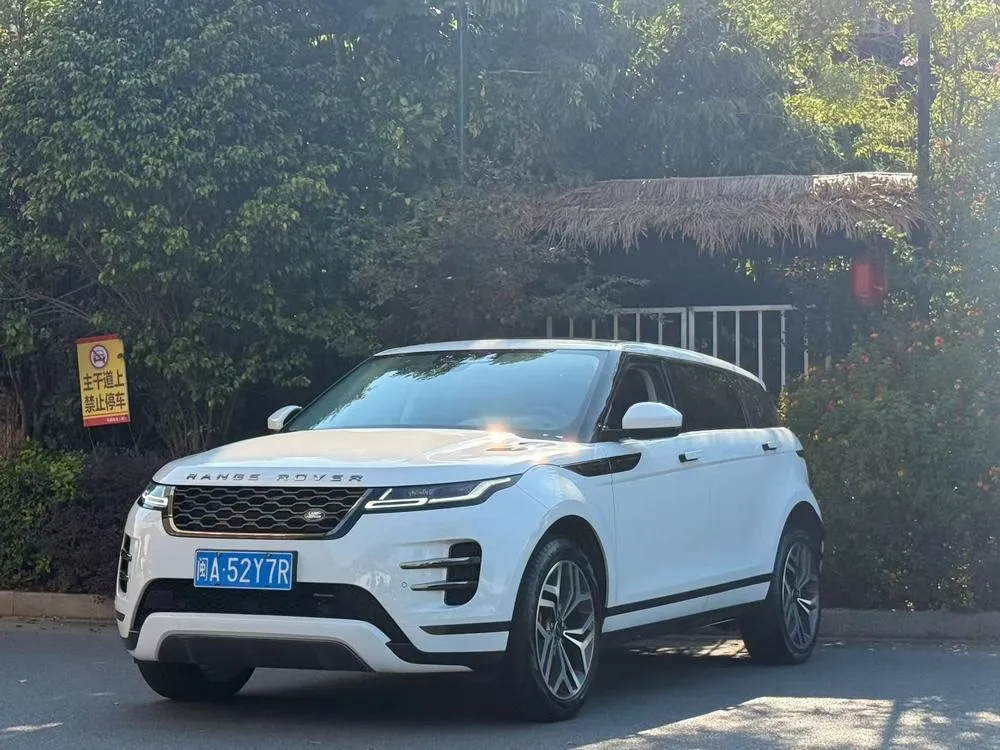 Land Rover Range Rover Evoque L 249PS R-Dynamic Luxury Edition, 2023 — фото 1