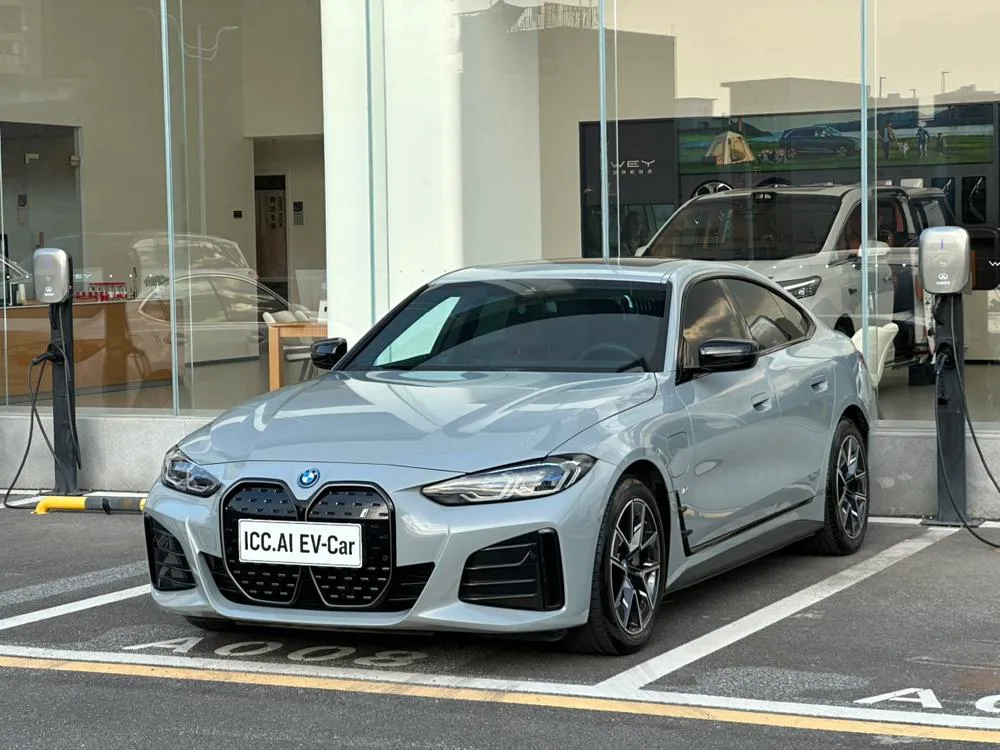 BMW i4, 2023