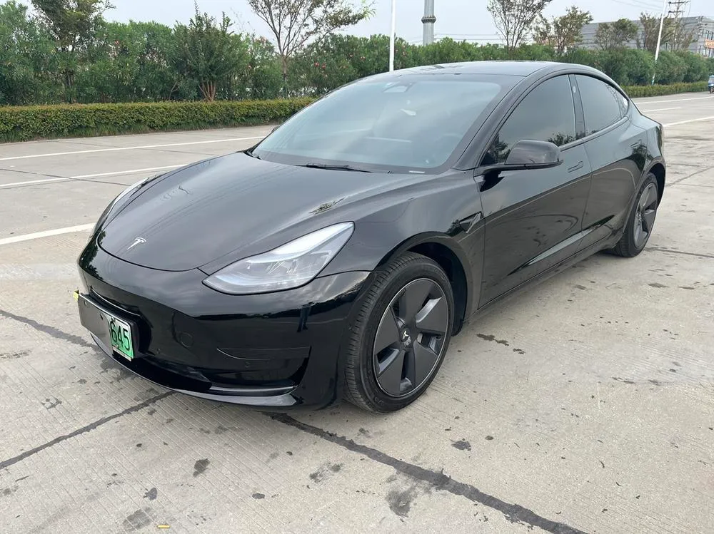 Tesla Model 3, 2022
