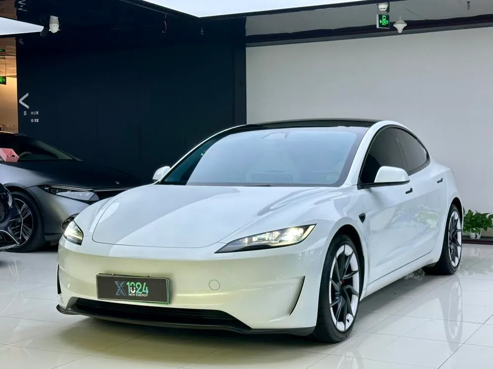 Tesla Model 3, 2024