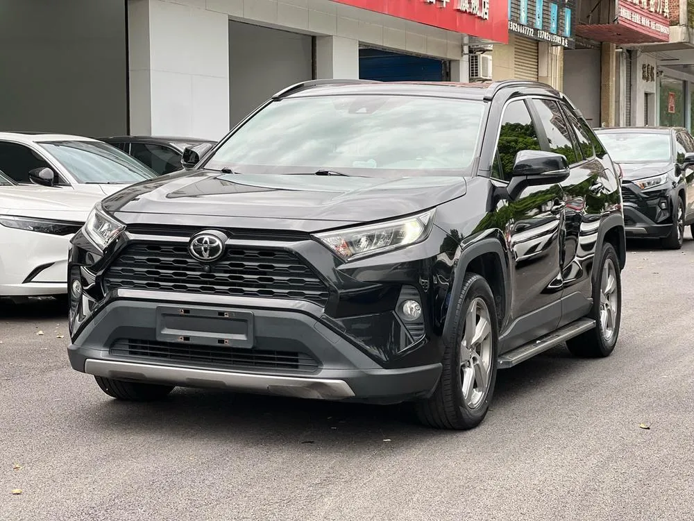 Toyota RAV4 2.0L CVT 2WD Style Edition, 2021 — фото 1