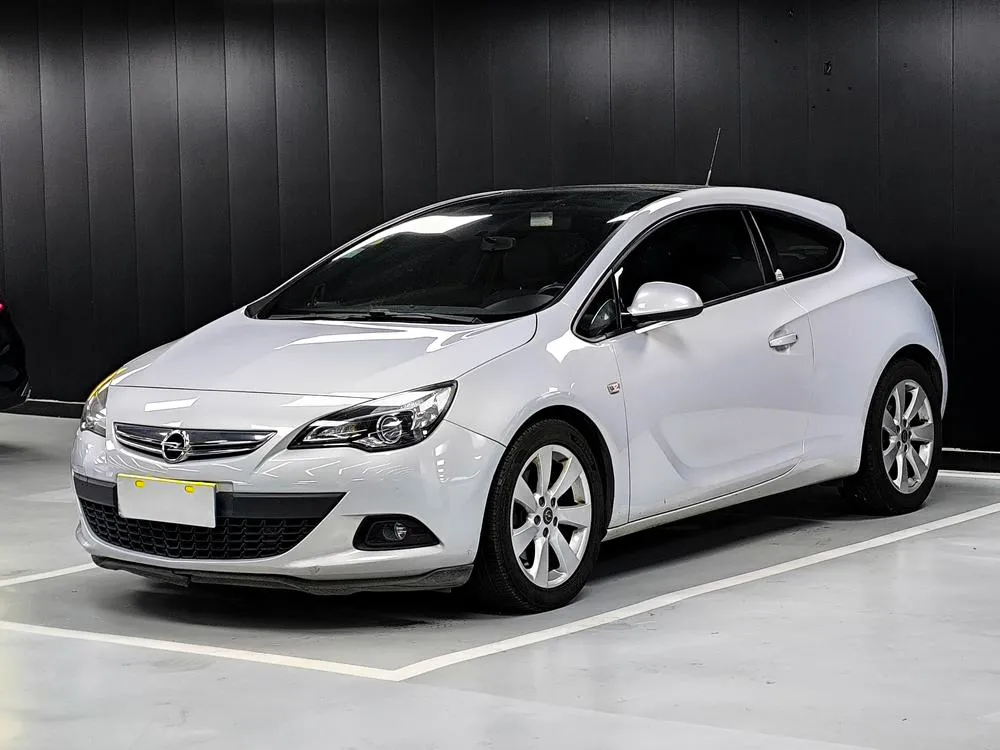 Opel Astra, 2014