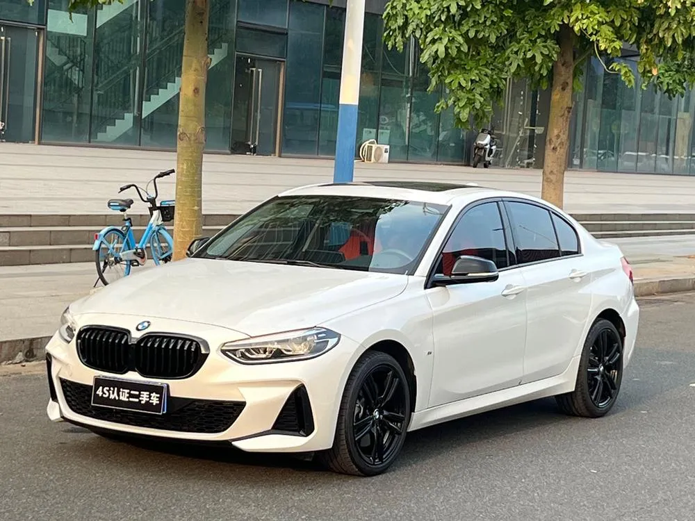 BMW 1-Series 125i M Sport Edition, 2023 — фото 1