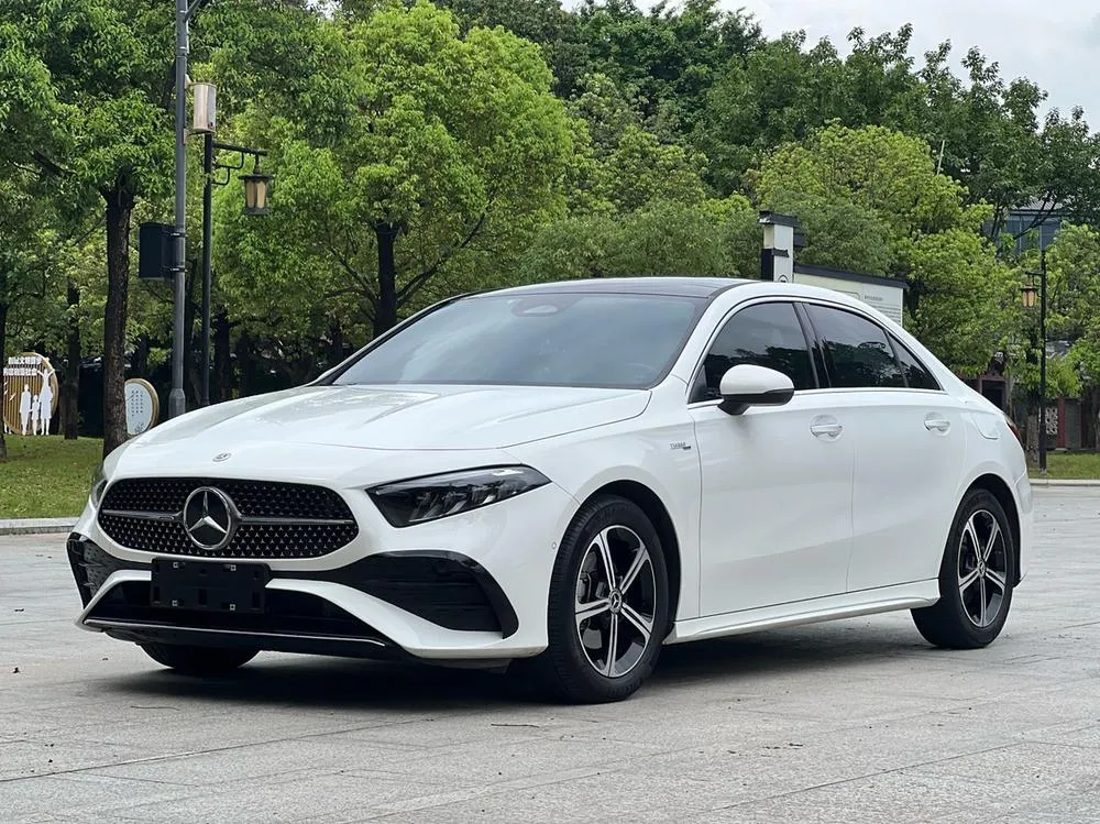 Mercedes-Benz A-Class A 200 L Edition, 2024 — фото 1