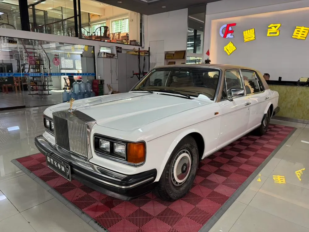 Rolls-Royce Silver Spur, 1993