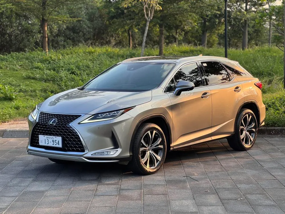 Lexus RX, 2020