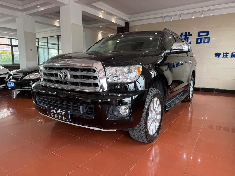Toyota Sequoia, 2011