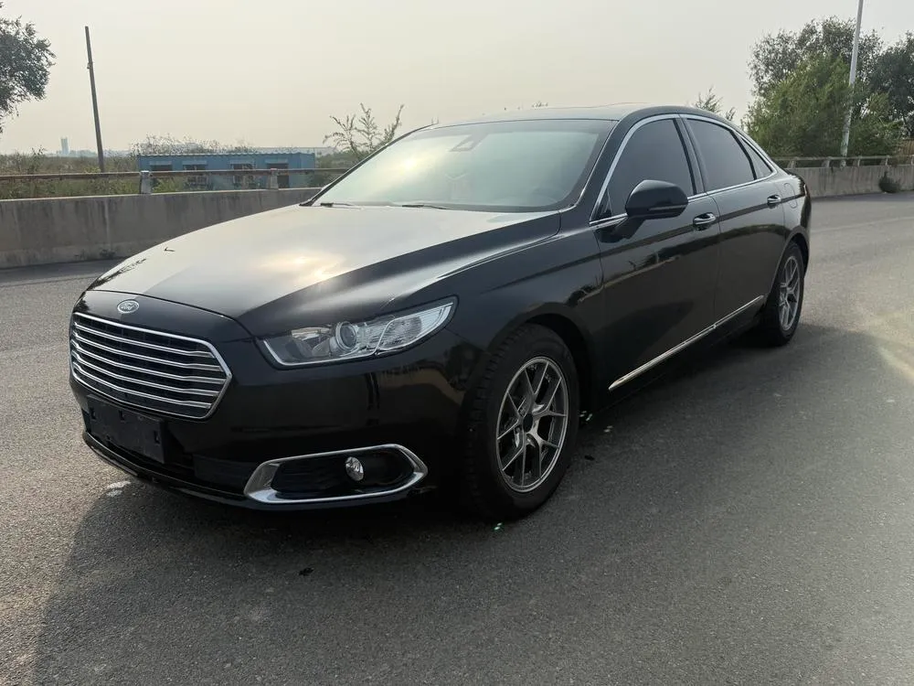 Ford Taurus EcoBoost 180 Luxury Version, 2017 — фото 1