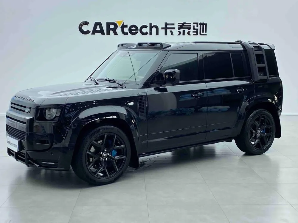 Land Rover Defender, 2024