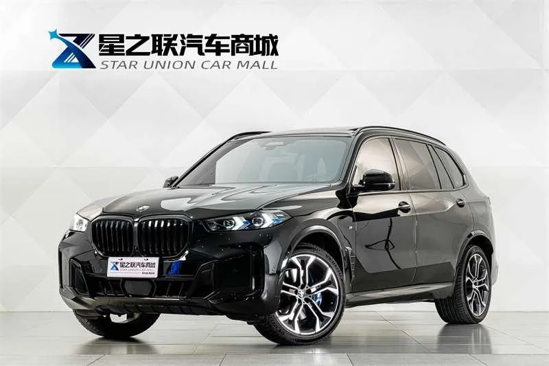 BMW X5 xDrive40Li M Sport, 2026 — фото 1