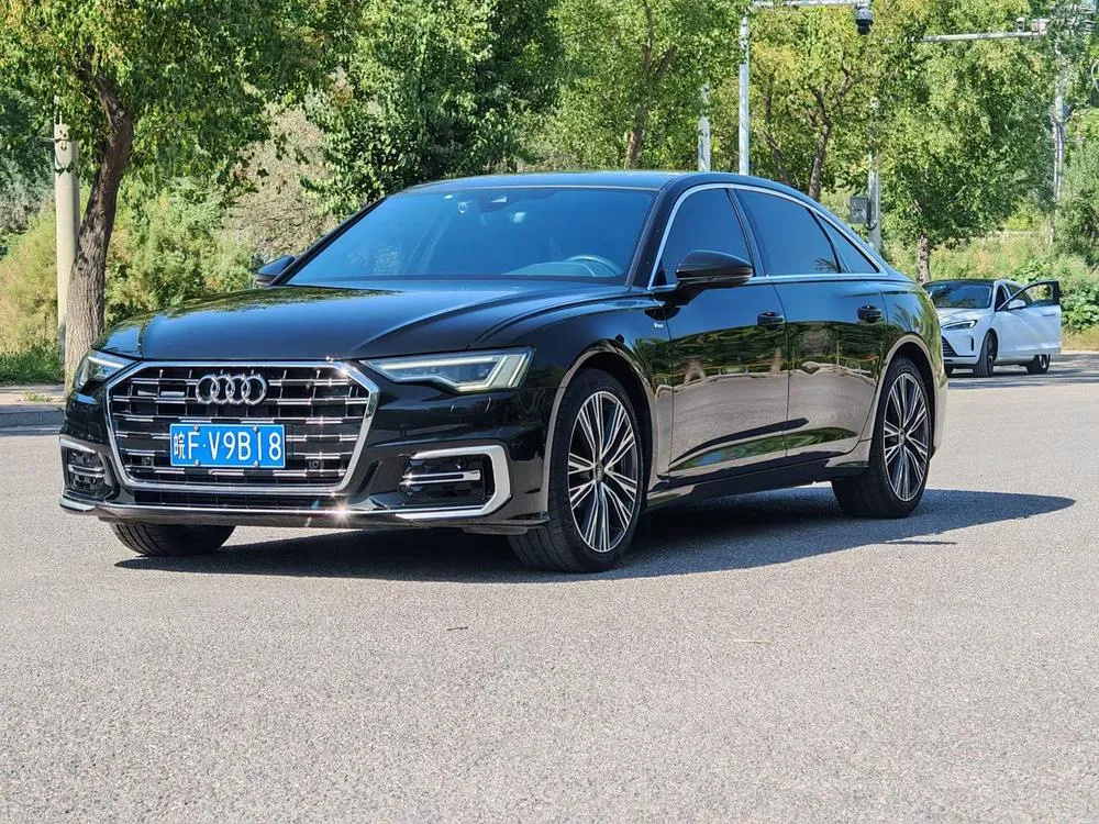 Audi A6L 45 TFSI Refined Version, 2023 — фото 1