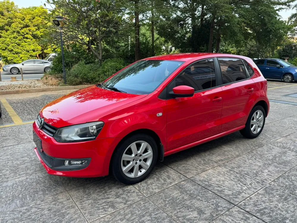 Volkswagen Polo 1.4L Auto Comfort Edition, 2013 — фото 1