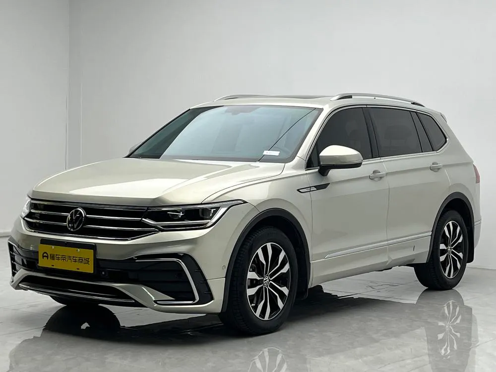 Volkswagen Tiguan L 330TSI Auto 2WD Smart Edition, 2022 — фото 1