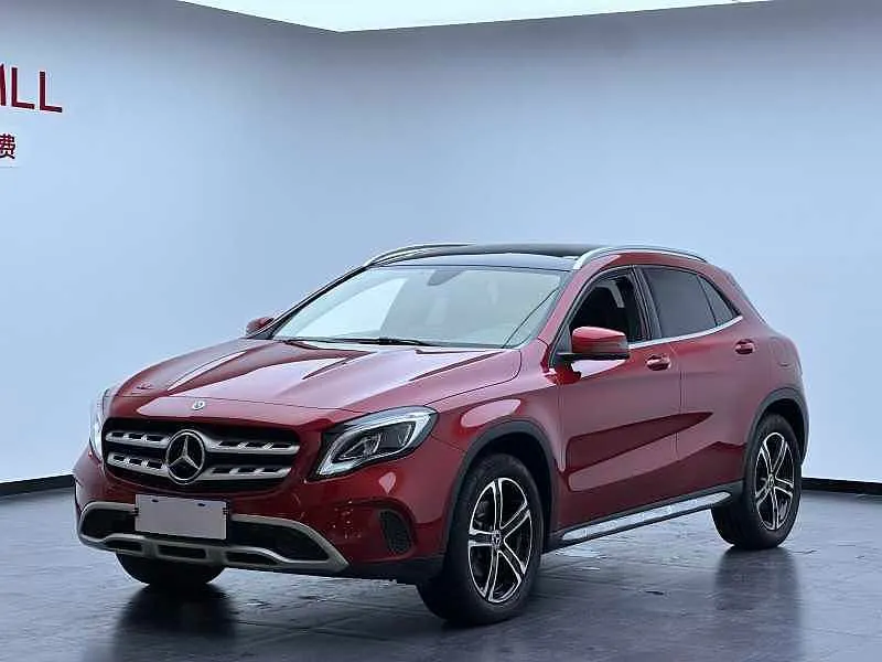 Mercedes-Benz GLA GLA 200 Fashion Version, 2018 — фото 1